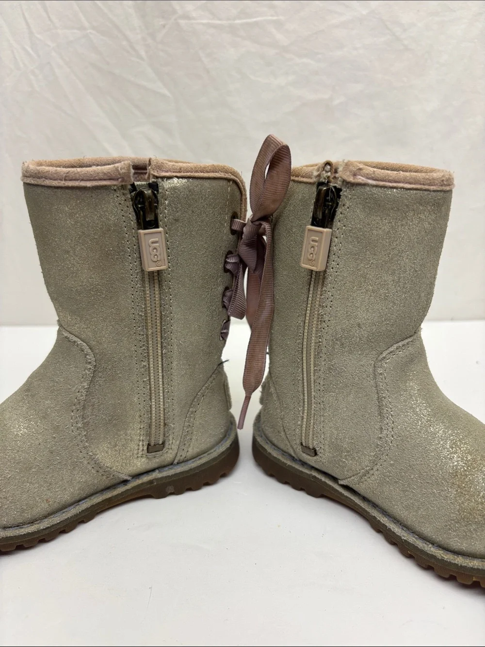 UGG item used